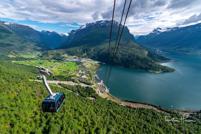 VistaView Tram
